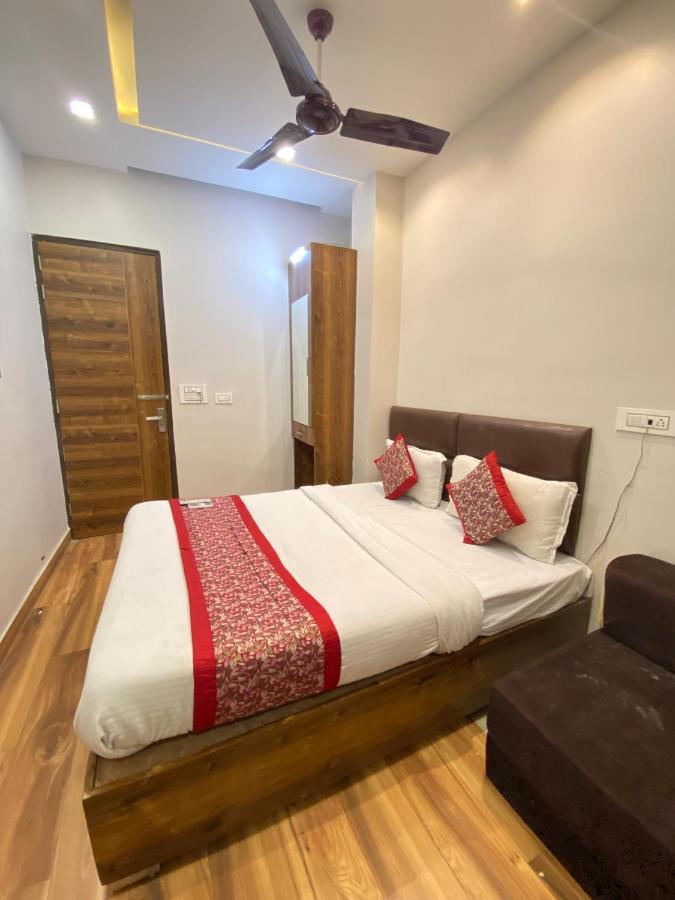 Hotel 56 - 200 Meter From Golden Temple Amritsar Exteriér fotografie